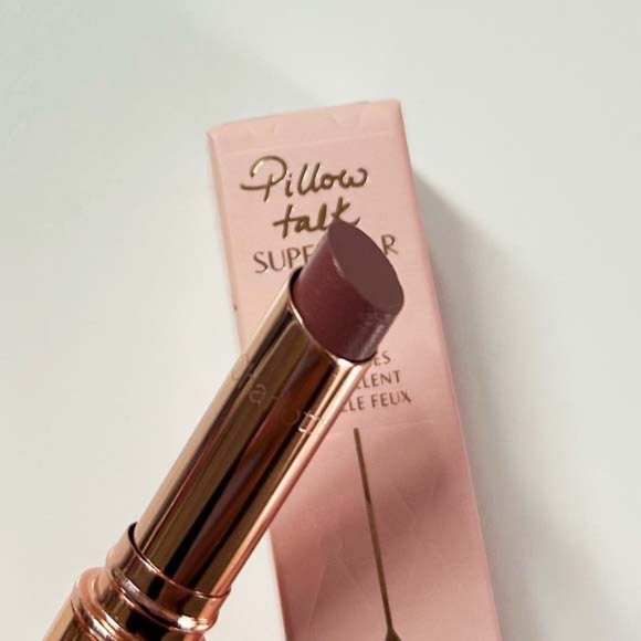 Charlotte Tilbury Superstar Lips - Picture 2 of 5